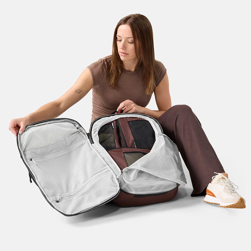 Matador Carry-On Travel Pack 30L, Garnet