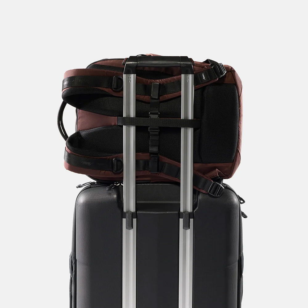 Matador Personal Item Travel Pack 18L, Garnet