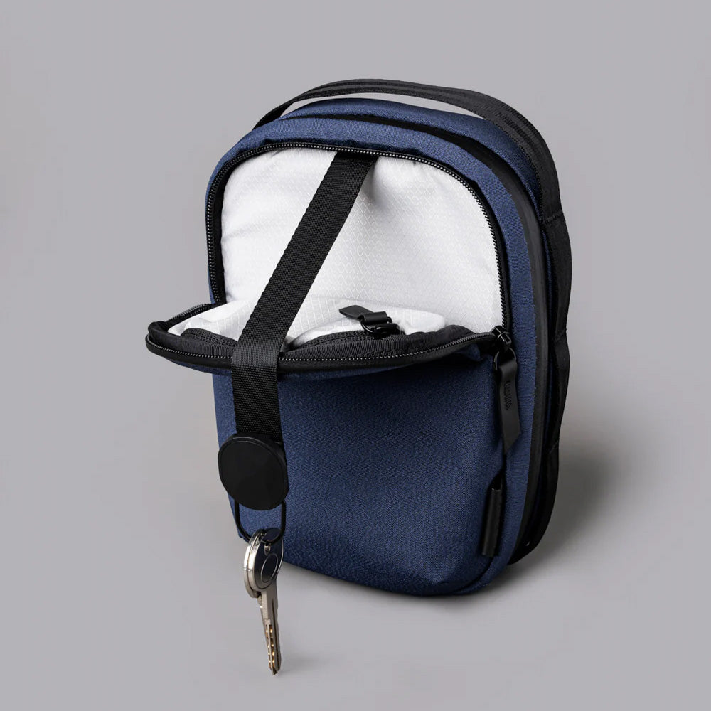 ALPAKA Metro Sling V2 Axoflux 300D, Blue