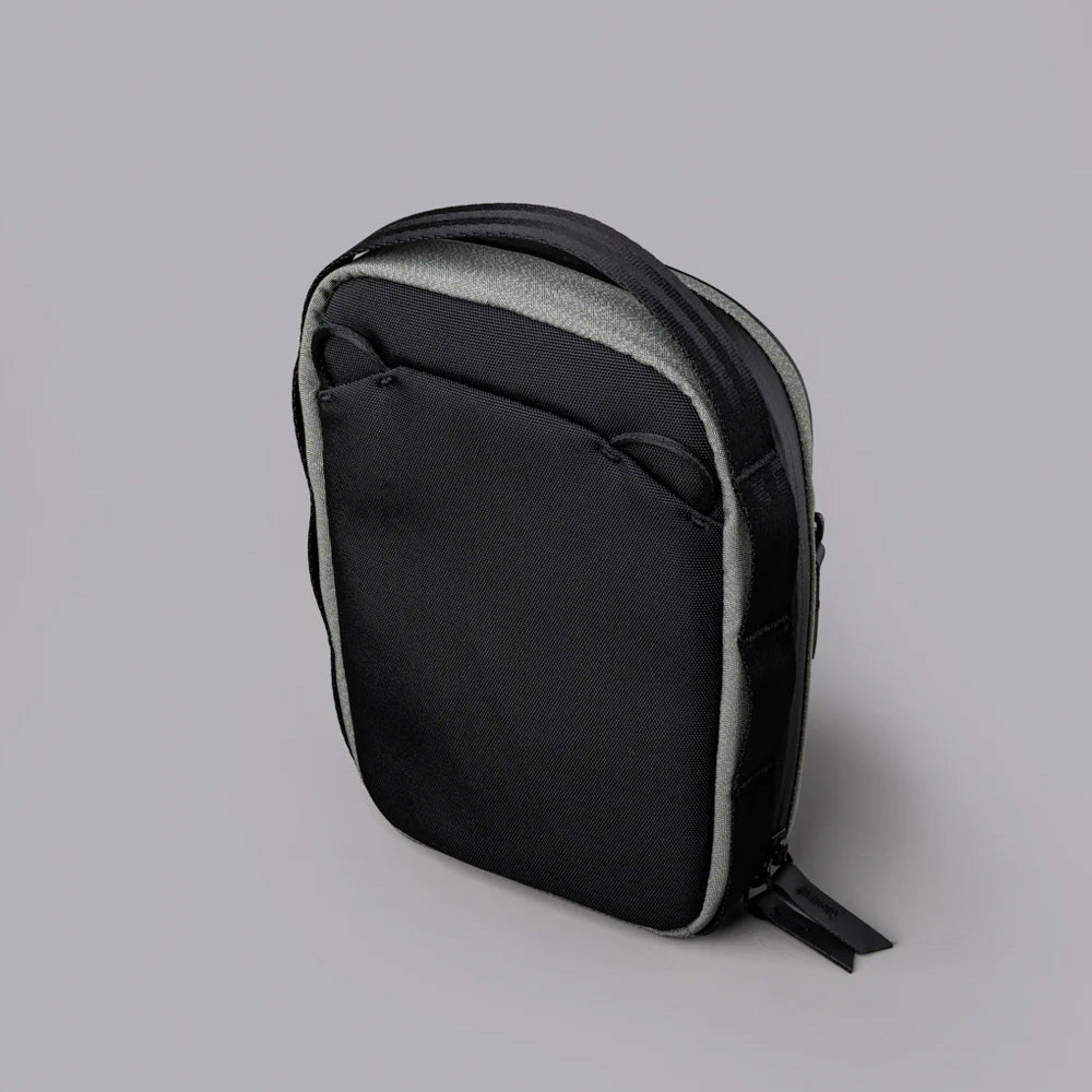 ALPAKA Metro Sling V2 Axoflux 300D, Grey