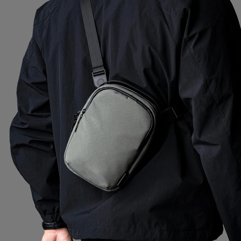 ALPAKA Metro Sling V2 Axoflux 300D, Grey