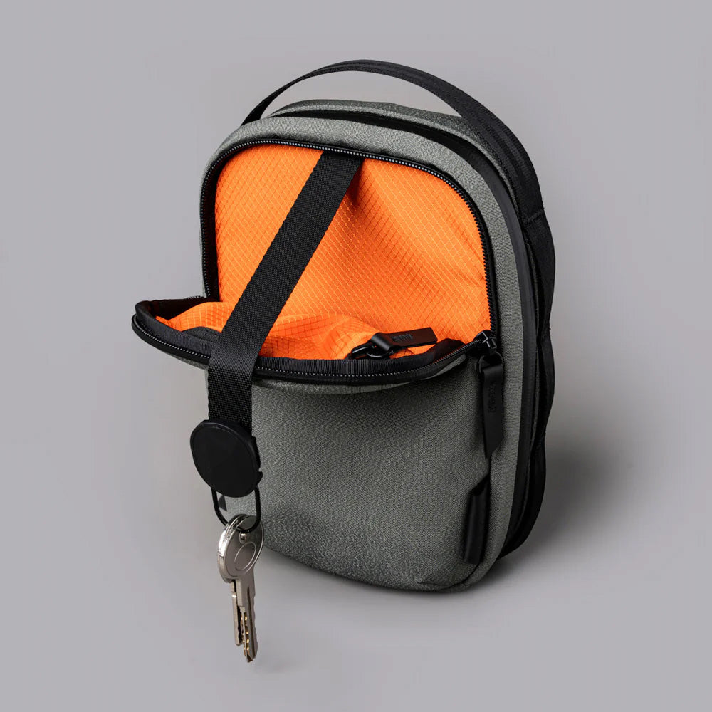 ALPAKA Metro Sling V2 Axoflux 300D, Grey