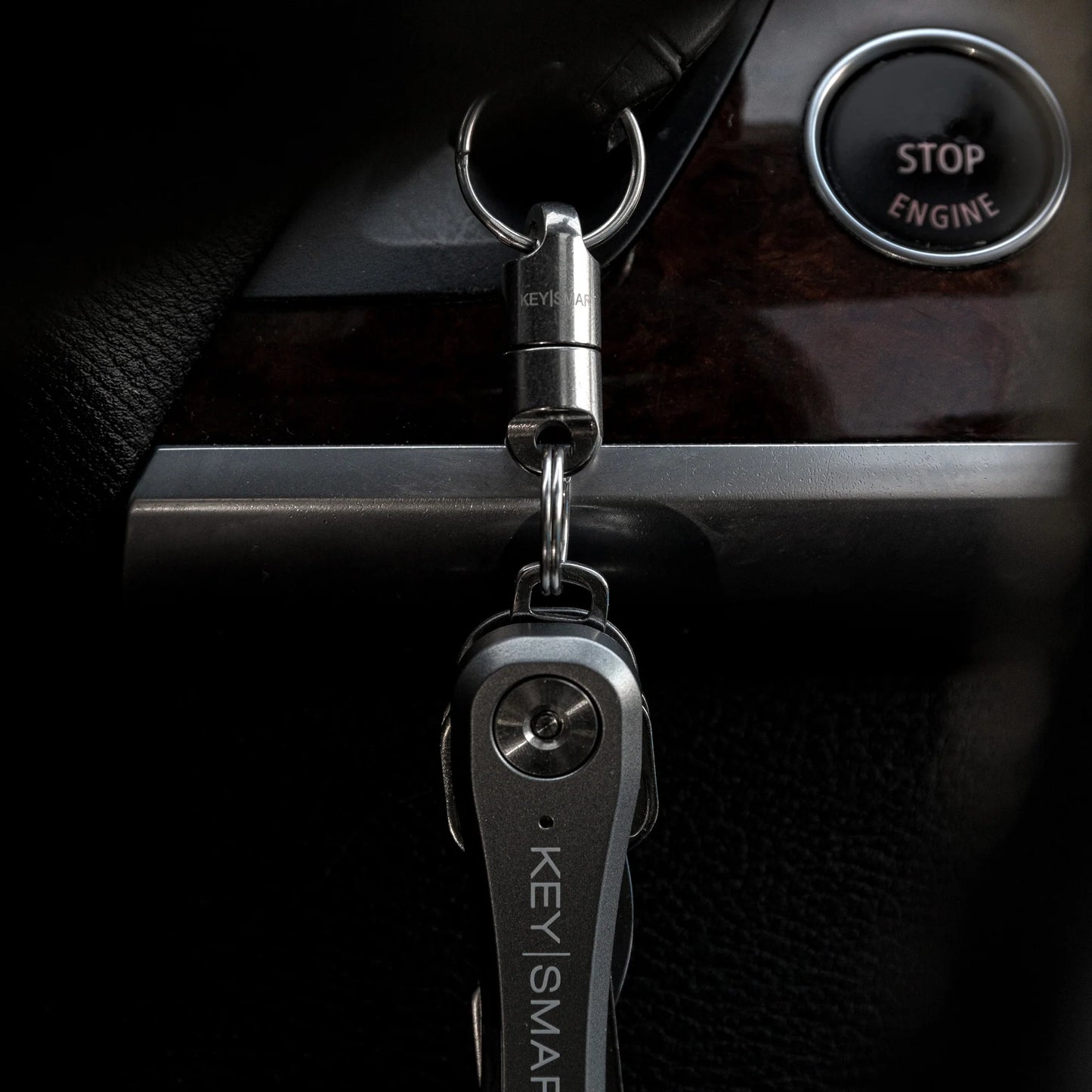 KeySmart® MagConnect™, Titanium