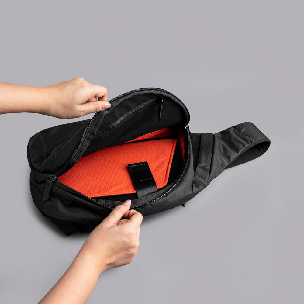 ALPAKA Metro Crossbody Black Ultradyne 100D, Left Shoulder