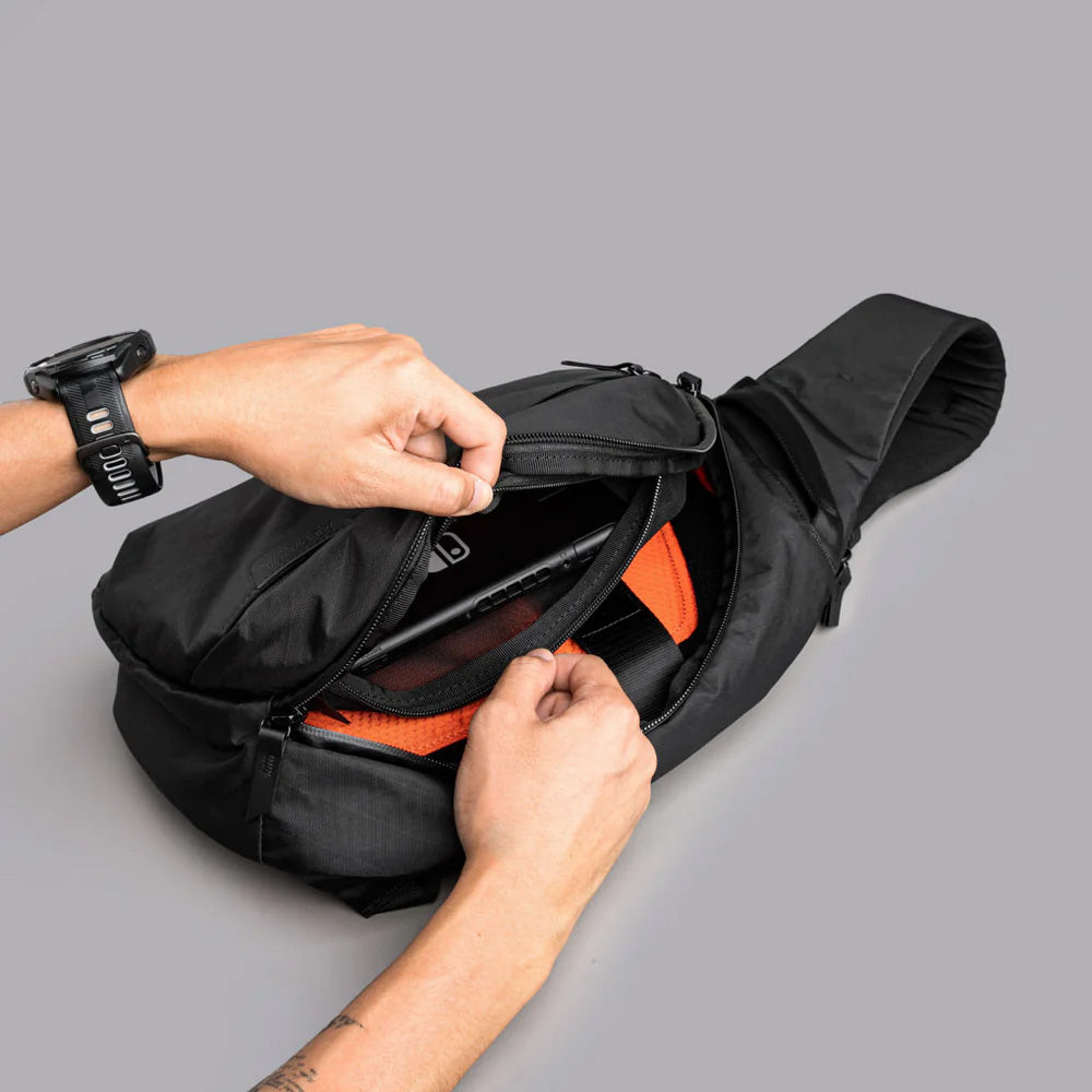 ALPAKA Metro Crossbody Black X-Pac X42, Left Shoulder