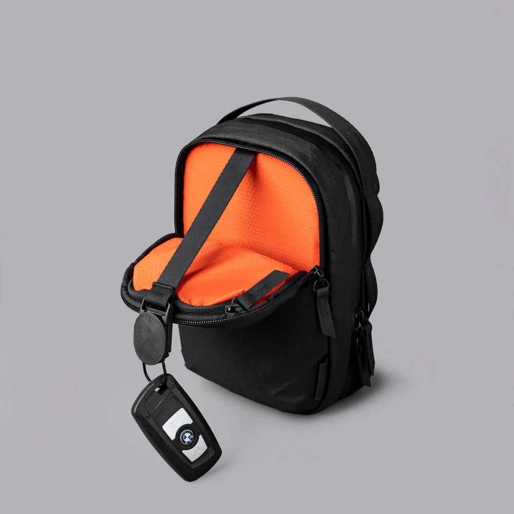 ALPAKA Metro Sling V2 Ultradyne 100D, Black