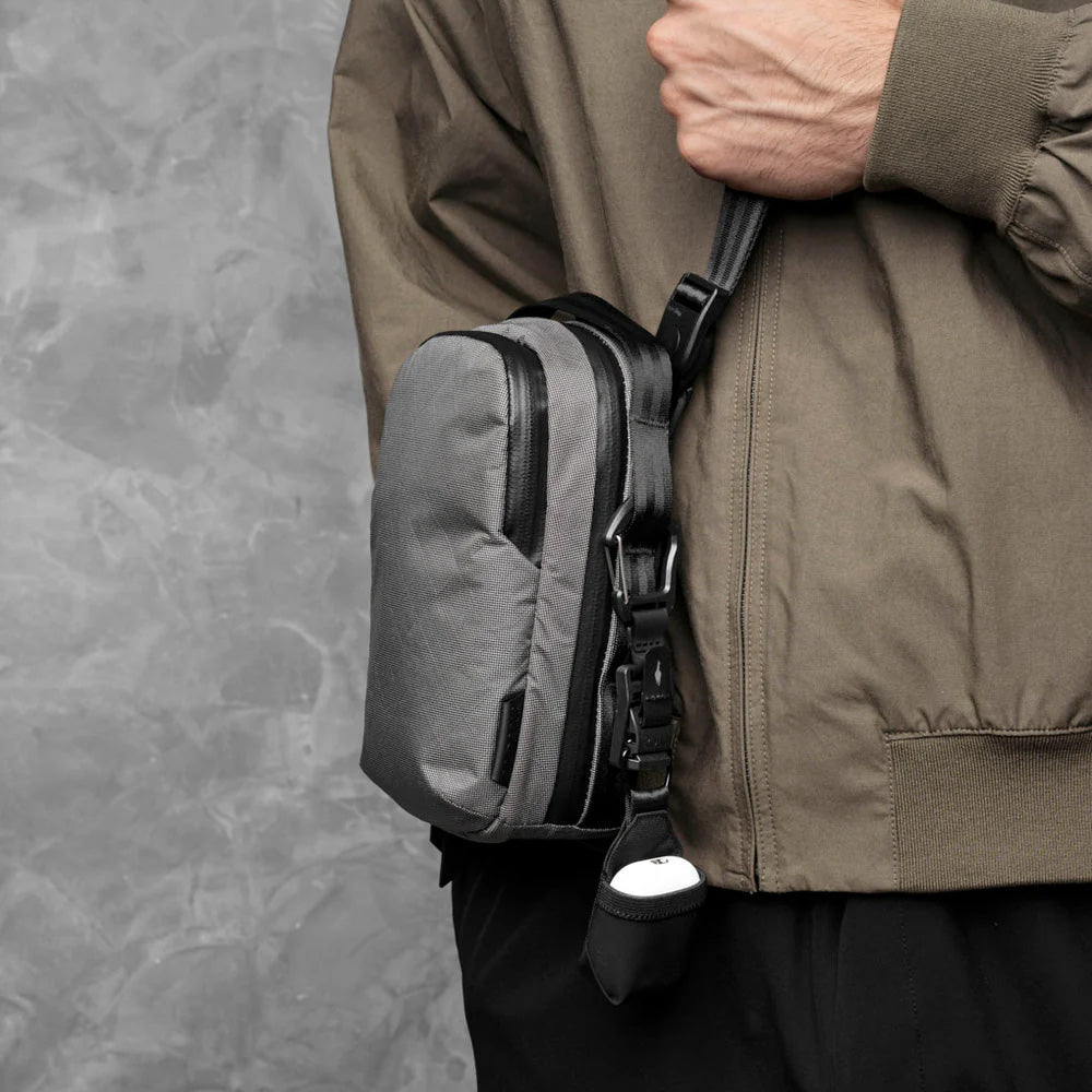 ALPAKA Metro Sling V2 Ultradyne 100D, Grey