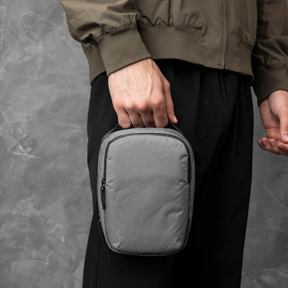 ALPAKA Metro Sling V2 Ultradyne 100D, Grey
