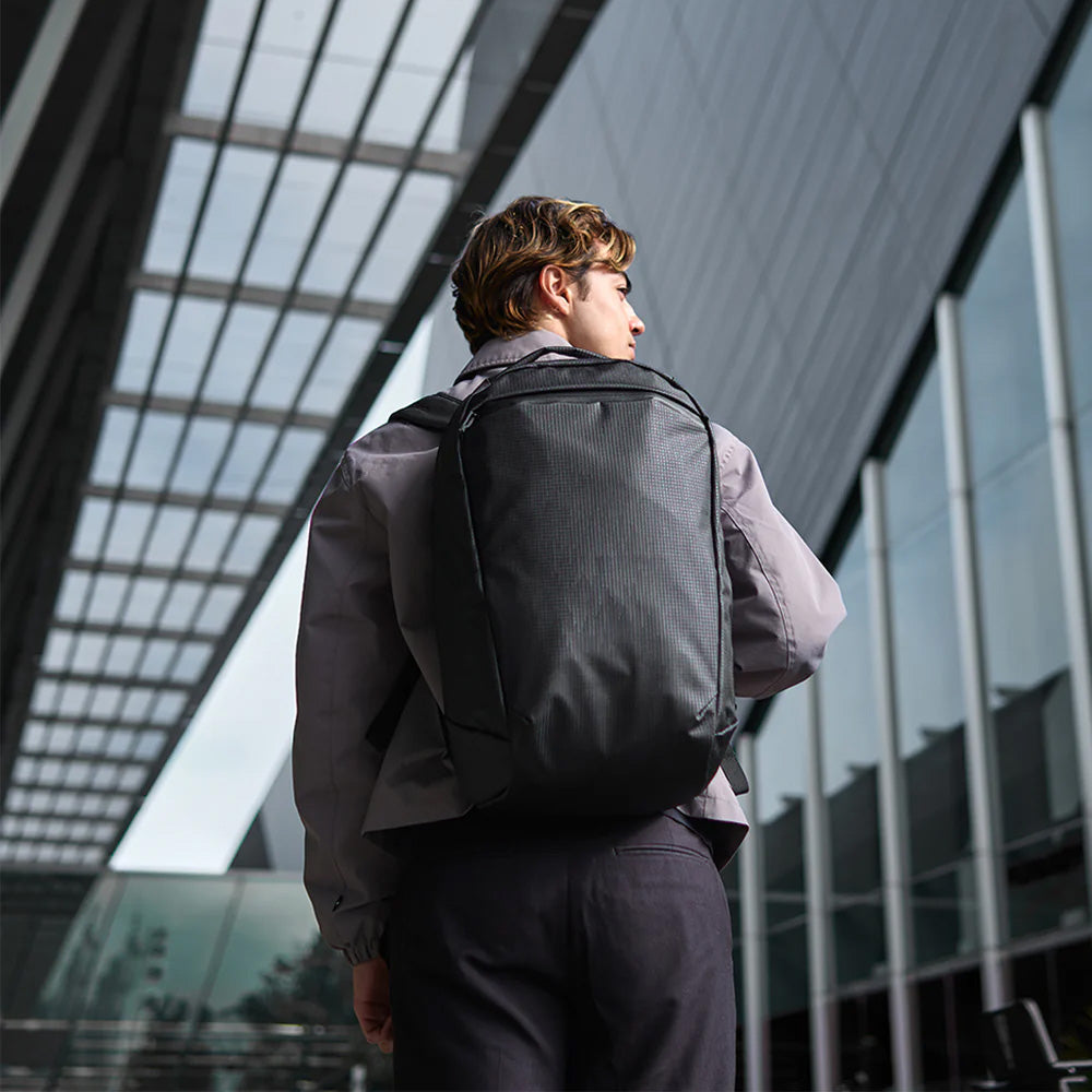ALPAKA Momentum Backpack, Axodyne Black