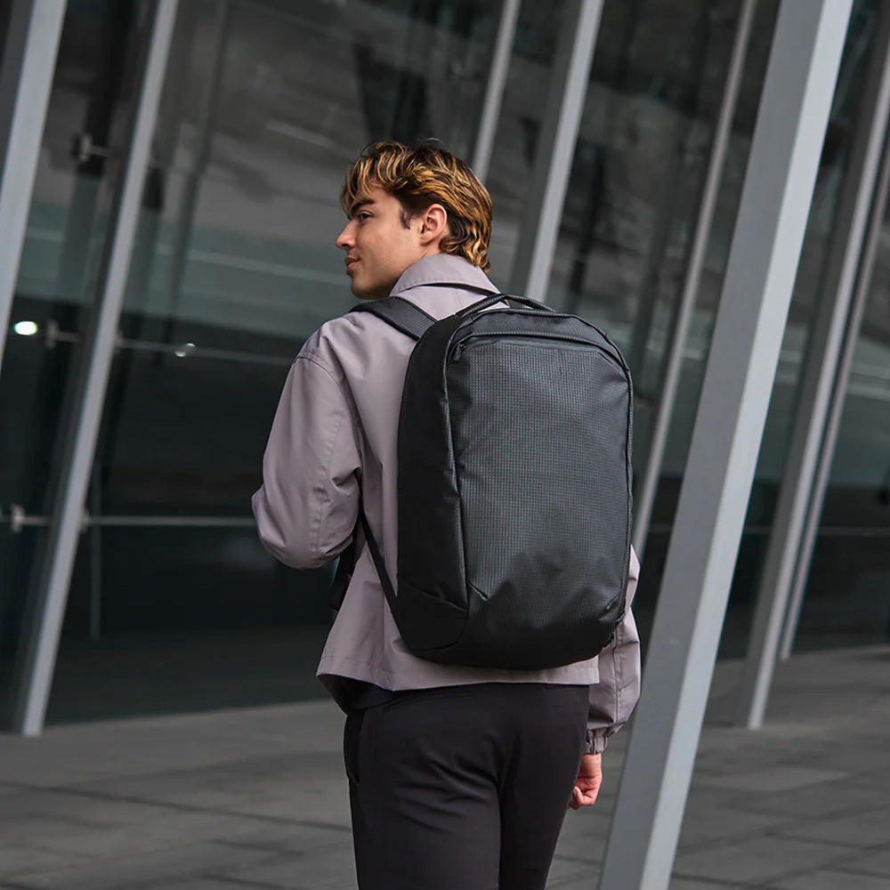 ALPAKA Momentum Backpack, Axodyne Black
