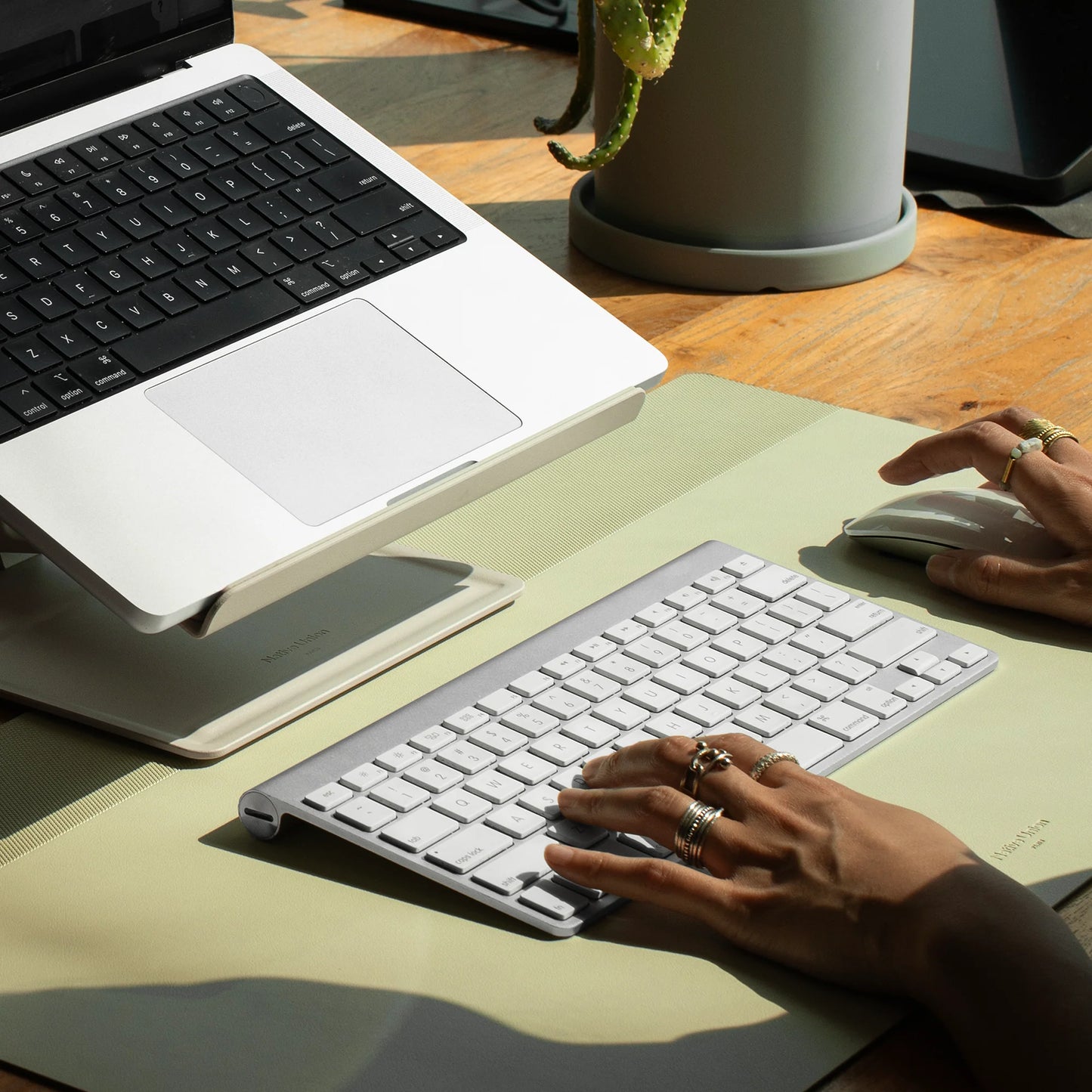 Native Union Desk Laptop Stand