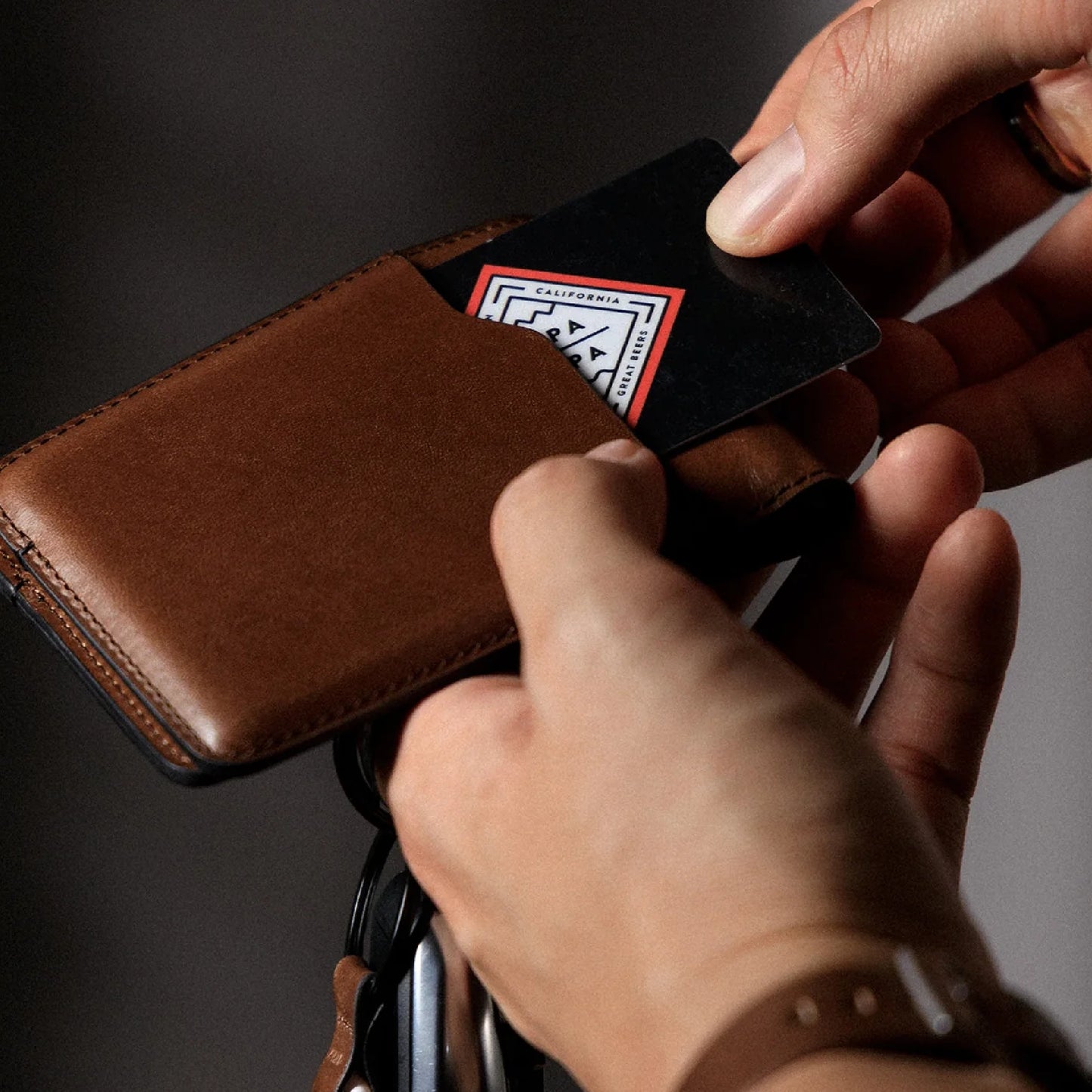 Nomad Bifold Wallet Horween Leather, Rustic Brown