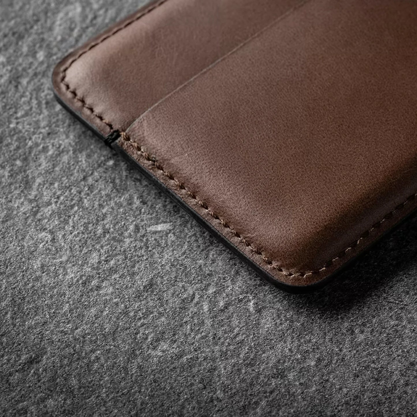 Nomad Card Wallet Horween Leather, Rustic Brown