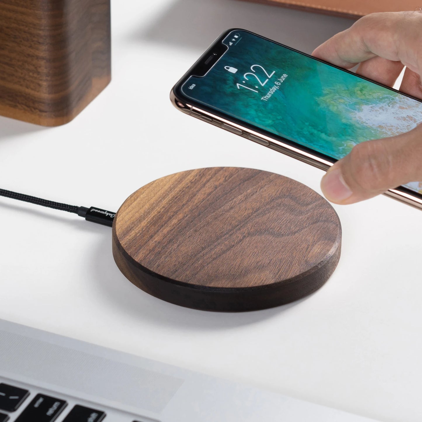 Oakywood Slim Charging Pad, Walnut