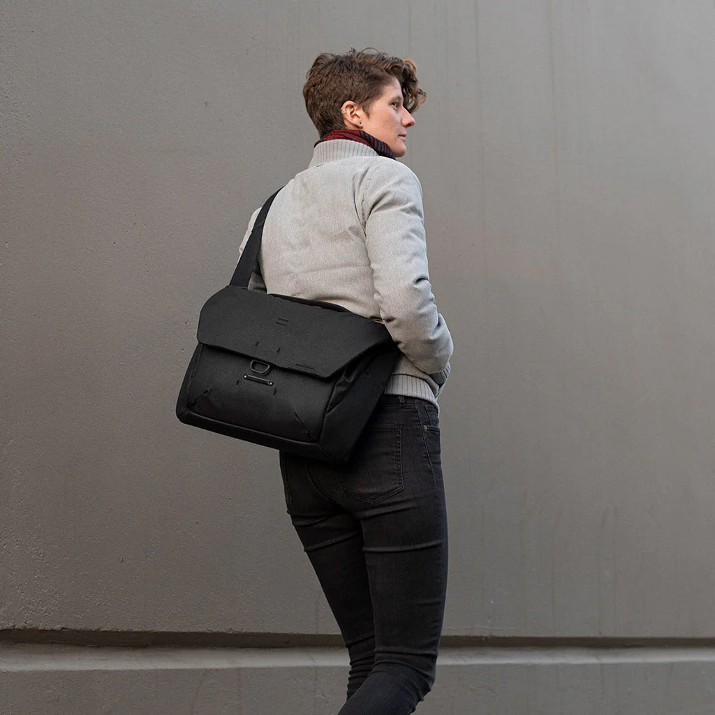 Peak Design Everyday Messenger V2 13L, Black