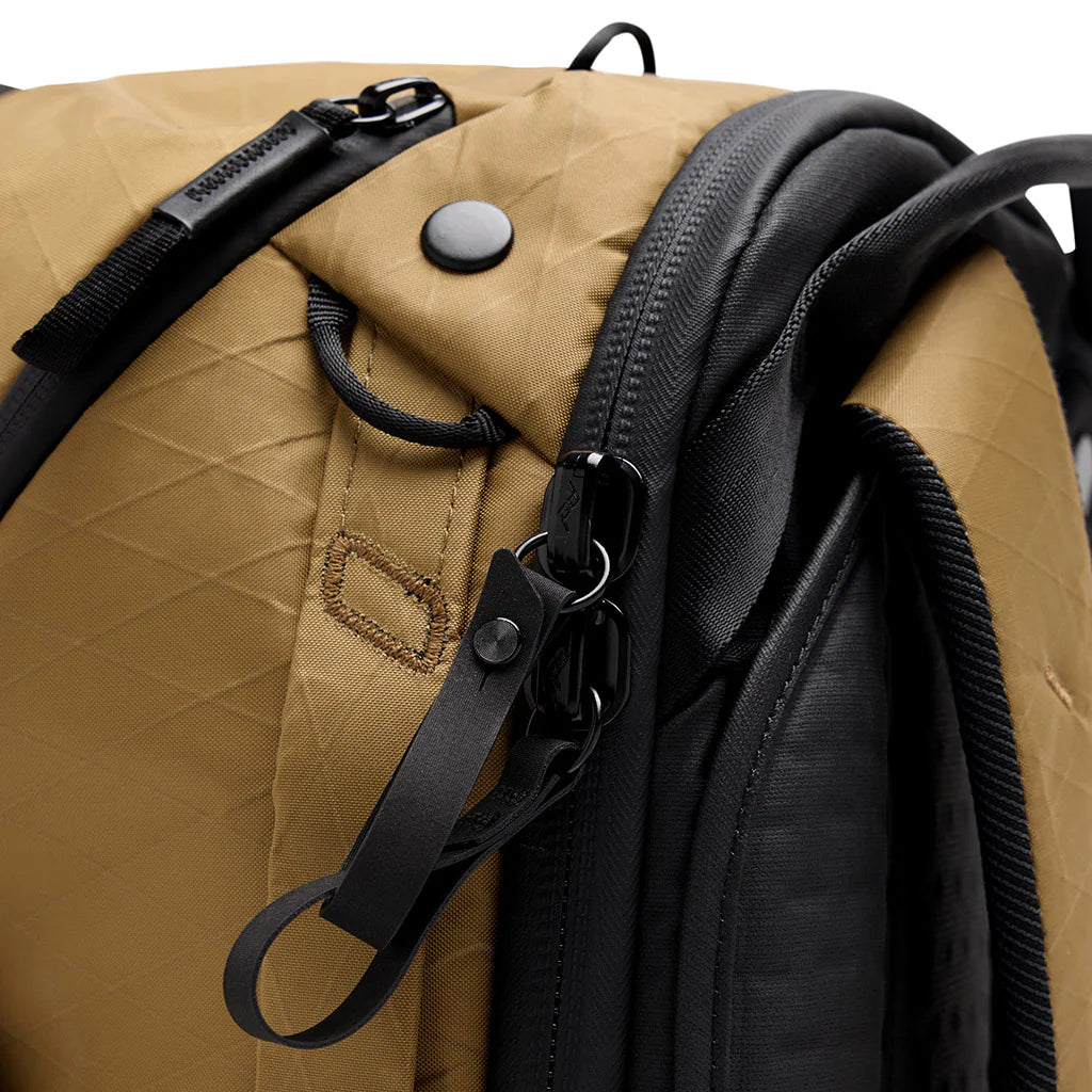 Peak Design Travel Backpack 45L, Coyote