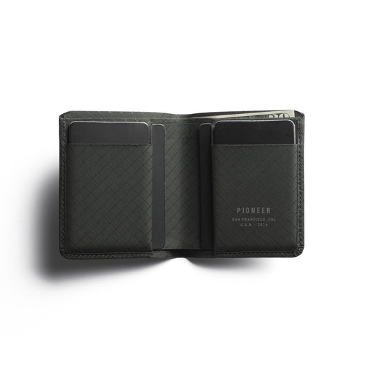 Pioneer Altitude Billfold, Forest 10XD™