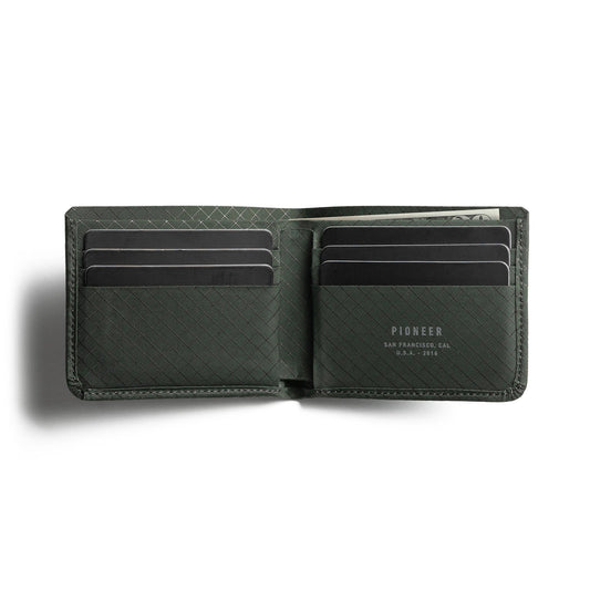 Pioneer Division Billfold, Forest 10XD™