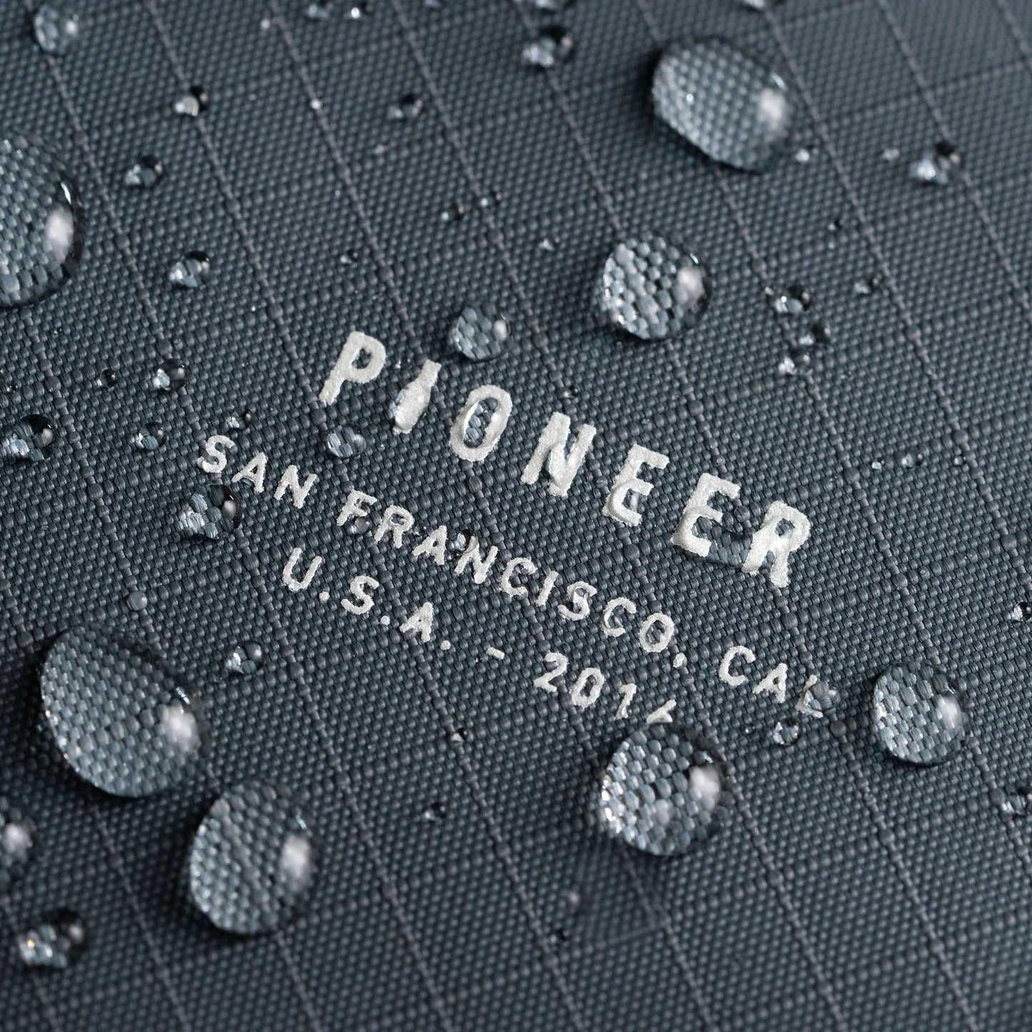 Pioneer Division Billfold, Slate 3XD™