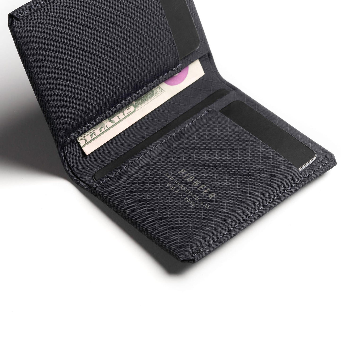 Pioneer Matter Bifold, Navy 3XD™