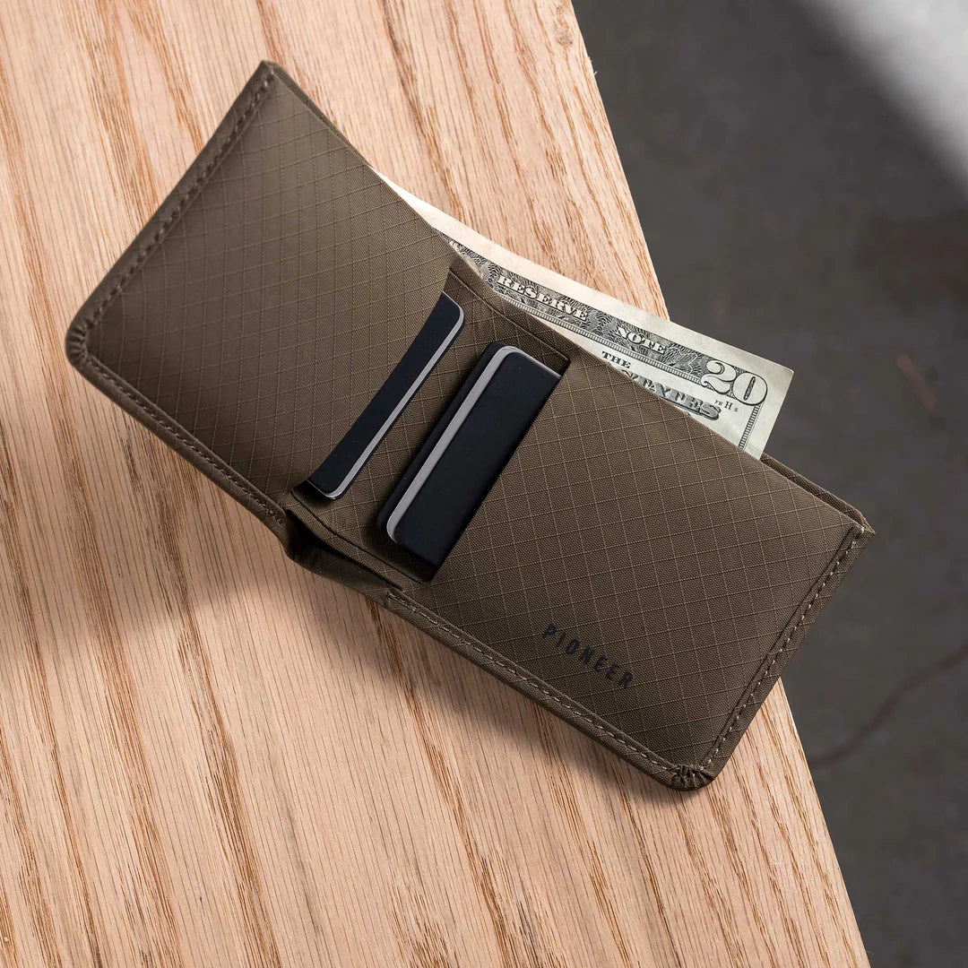 Pioneer The Flyfold Wallet, Earth 3XD™