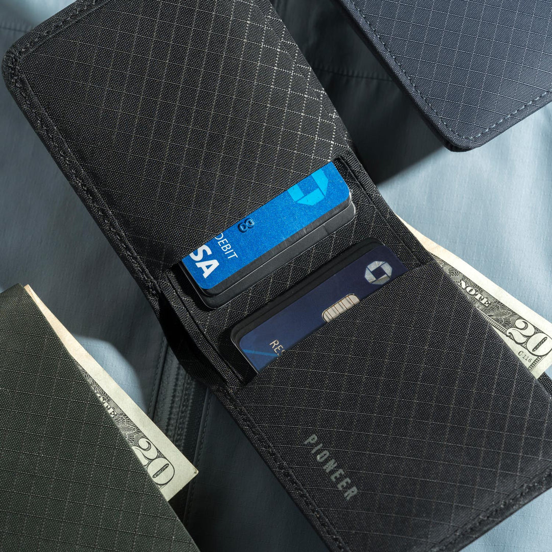 Pioneer The Flyfold Wallet, Onyx 10XD™