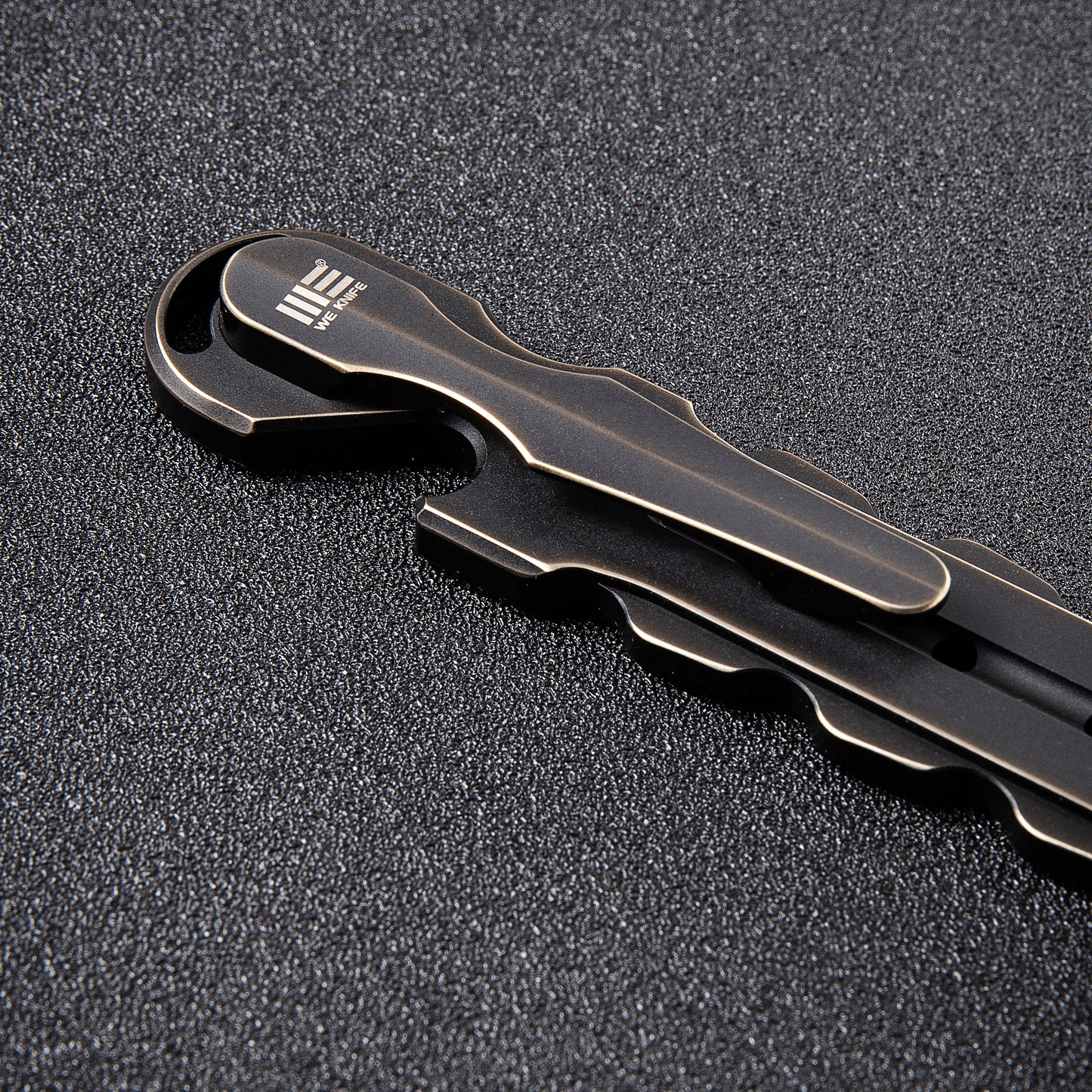 WEKNIFE Gesila Titanium Prybar Multitool, Antique Bronze