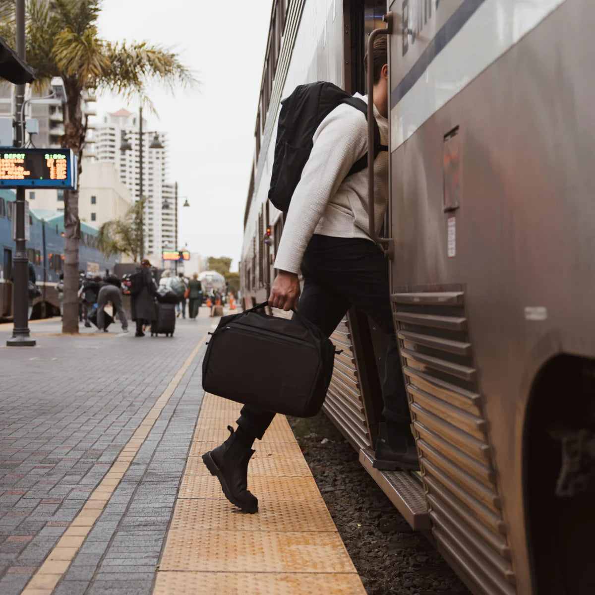 EVERGOODS Transit Duffel 25L, Solution Dyed Black