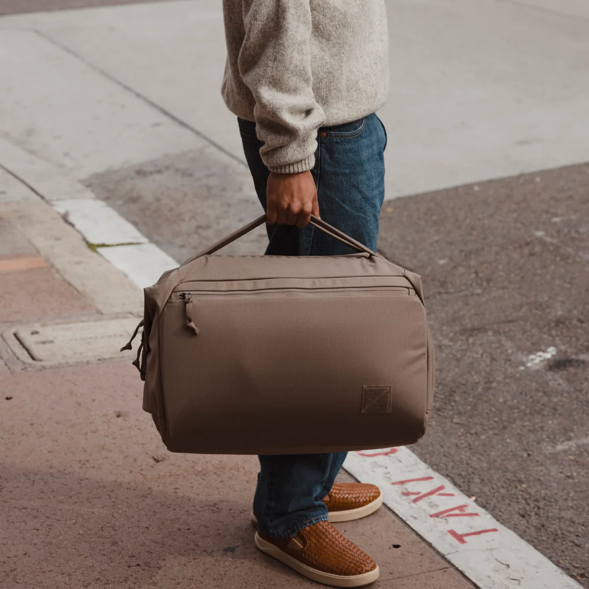 EVERGOODS Transit Duffel 35L (new strap), Fossil Brown