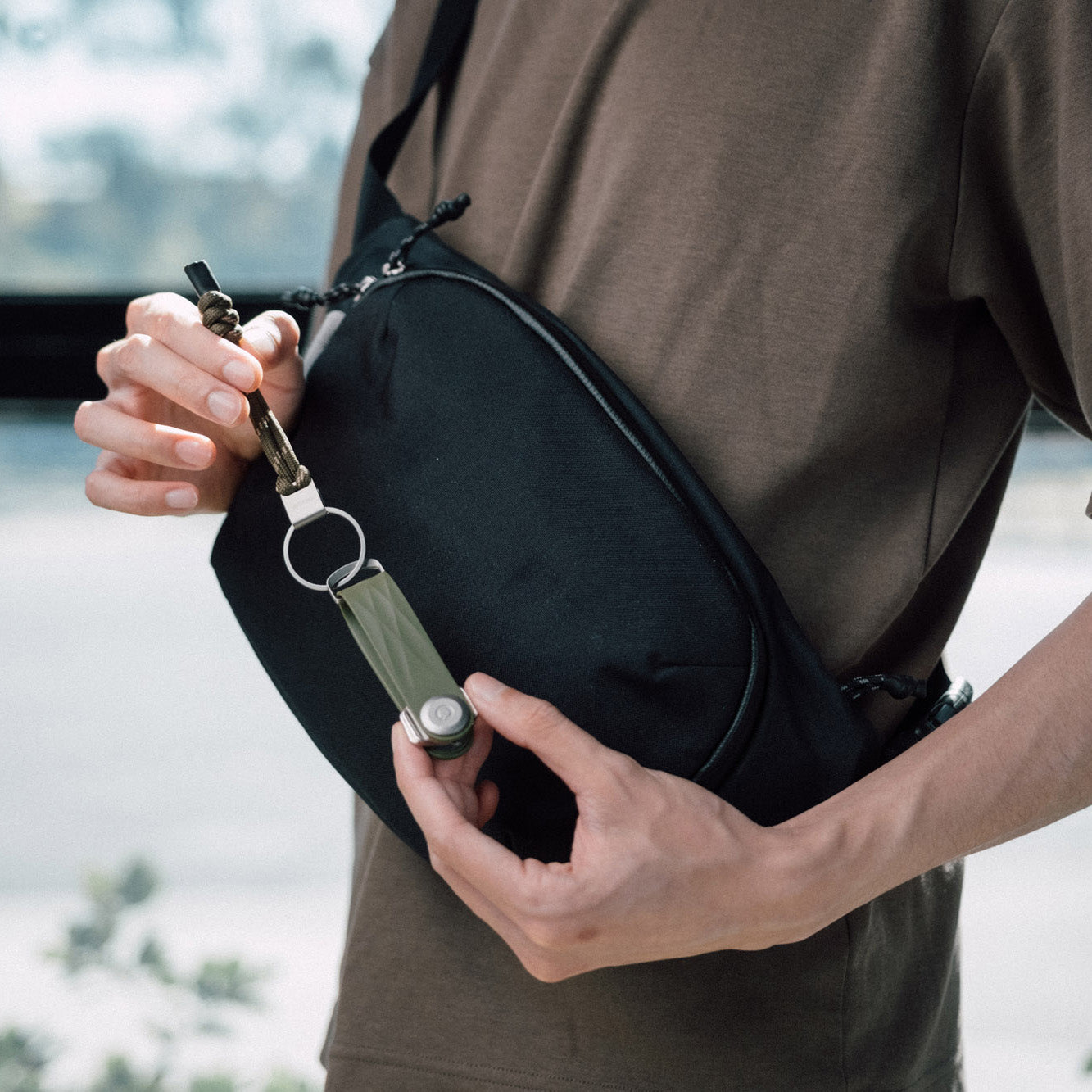 Orbitkey Urban Loop Keychain, Olive