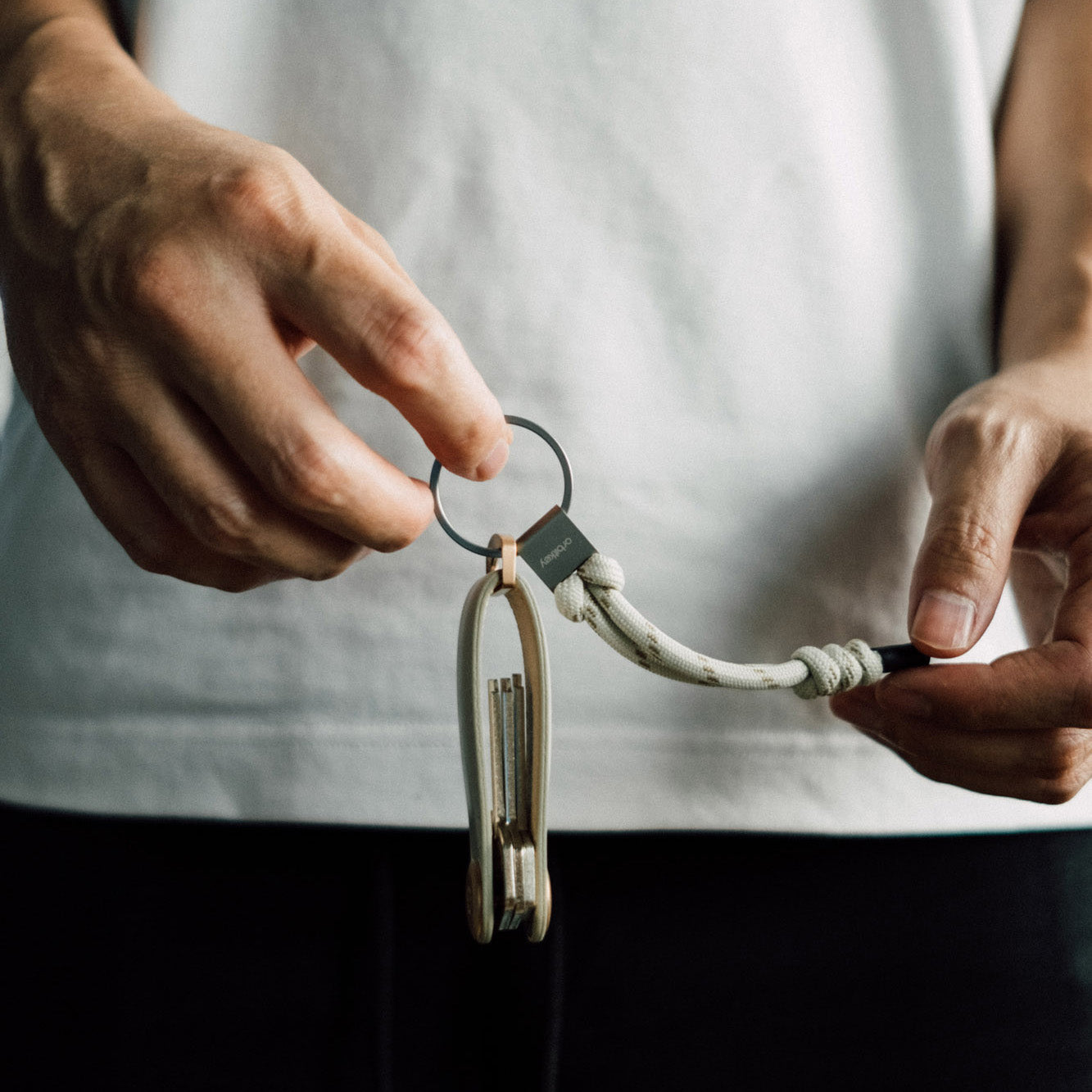 Orbitkey Urban Loop Keychain, Stone