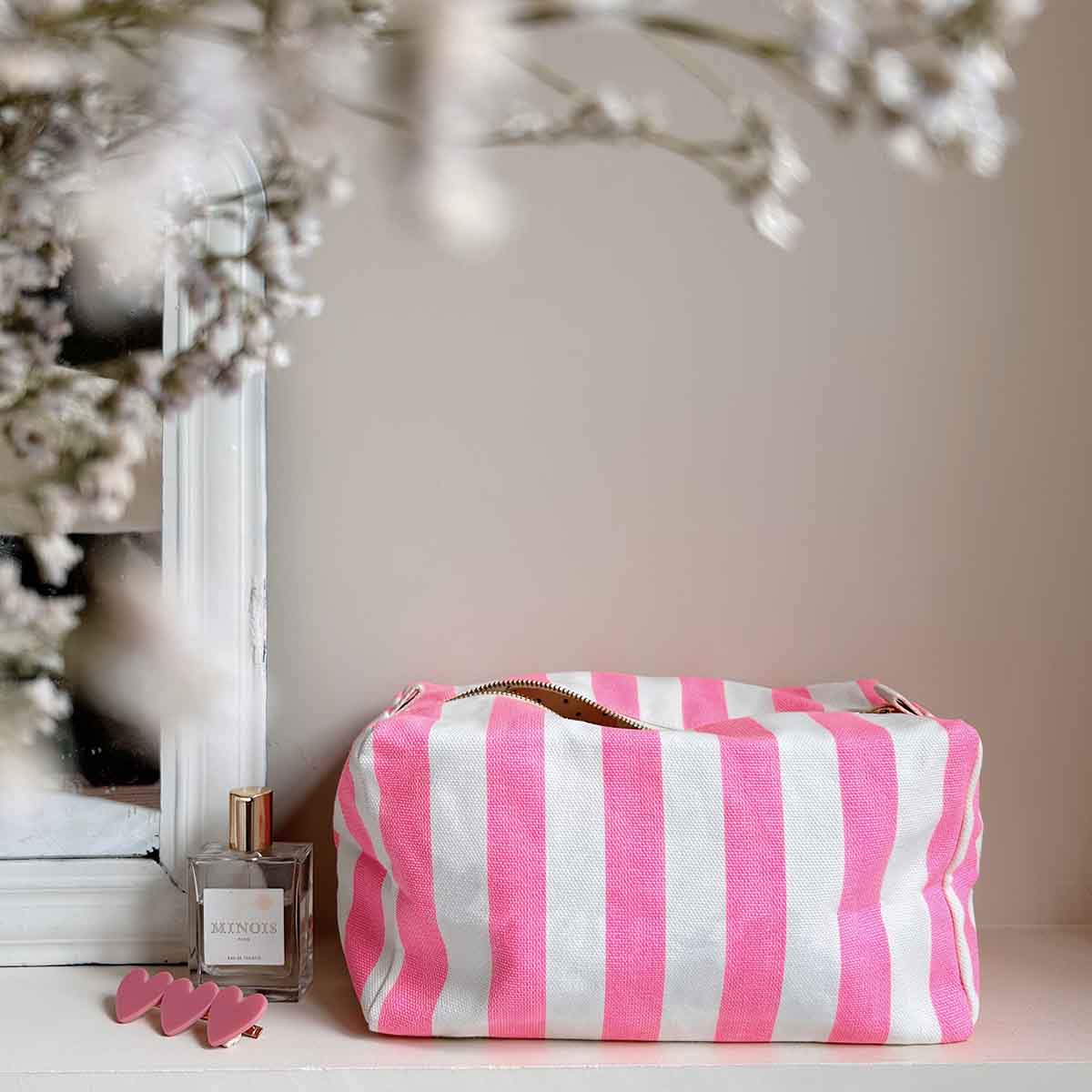 Rose in April Vic Wash Bag Stripes, Neon pink