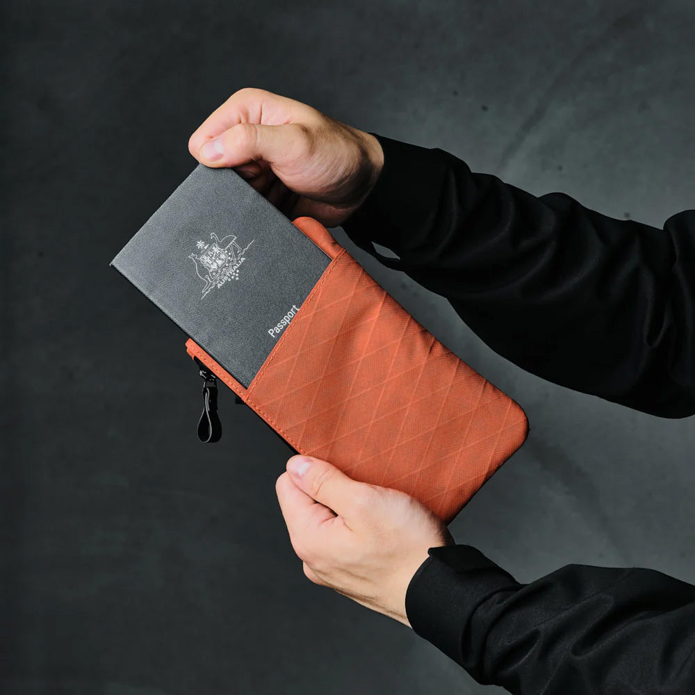 ALPAKA Zip Clutch X-Pac® RX30, Cayenne