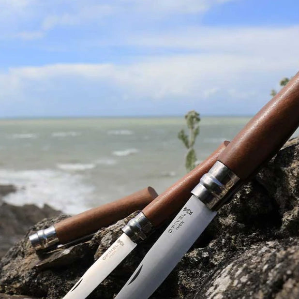 Opinel N°06 Walnut Tree