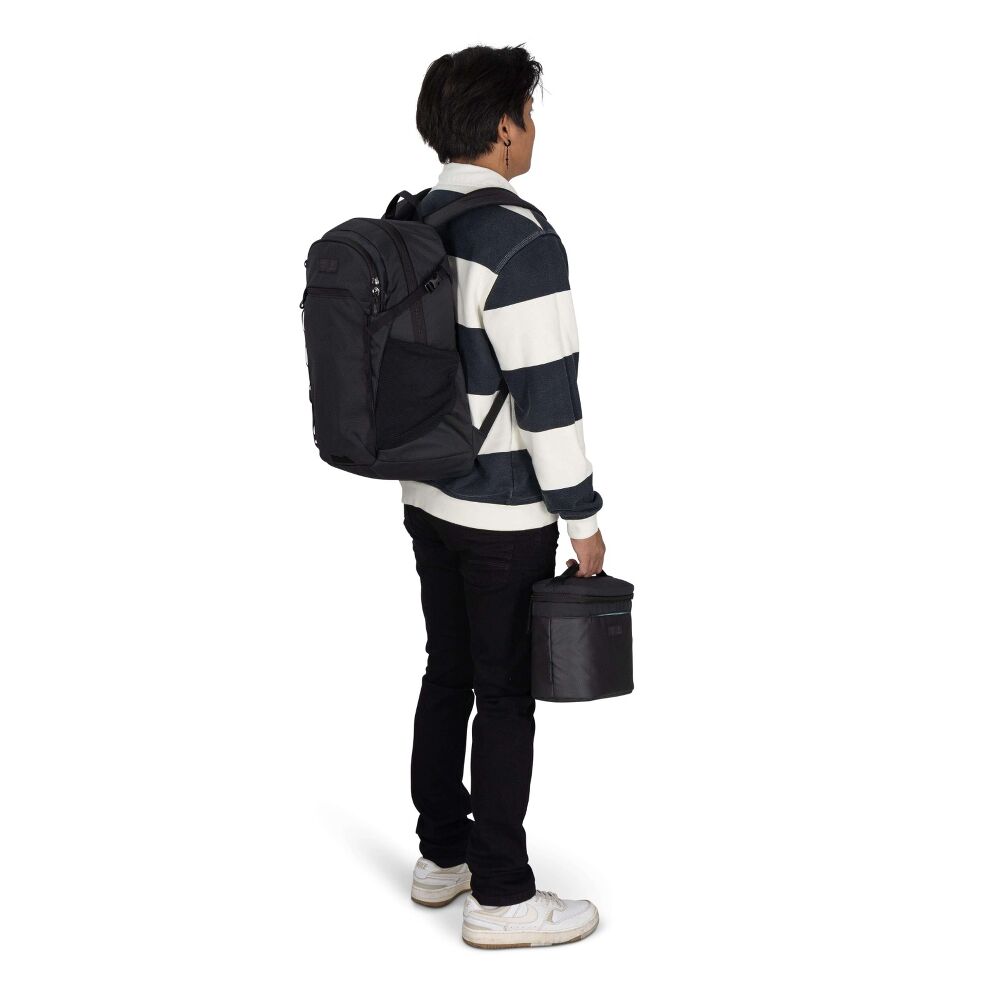 Osprey Axis x Hydro Flask Campus Essentials Bundle Limited Edition, Black