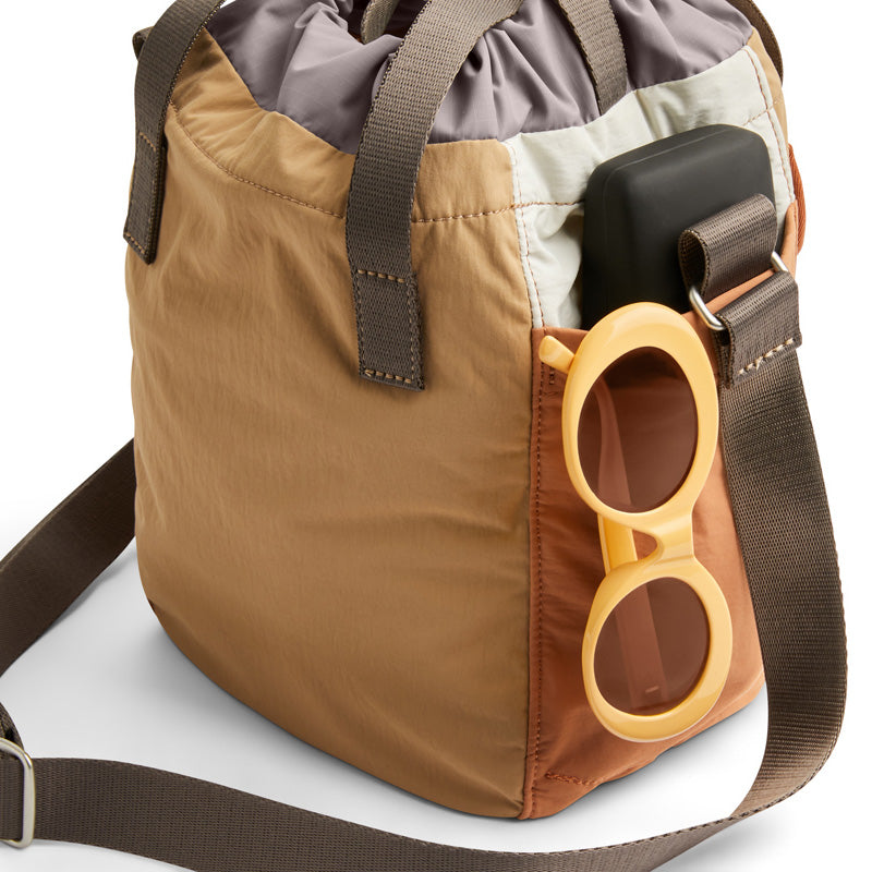 Bellroy Cinch Bucket Bag, Sand Dune