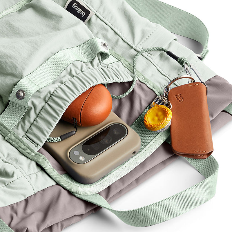 Bellroy Cinch Bucket Bag, Seafoam