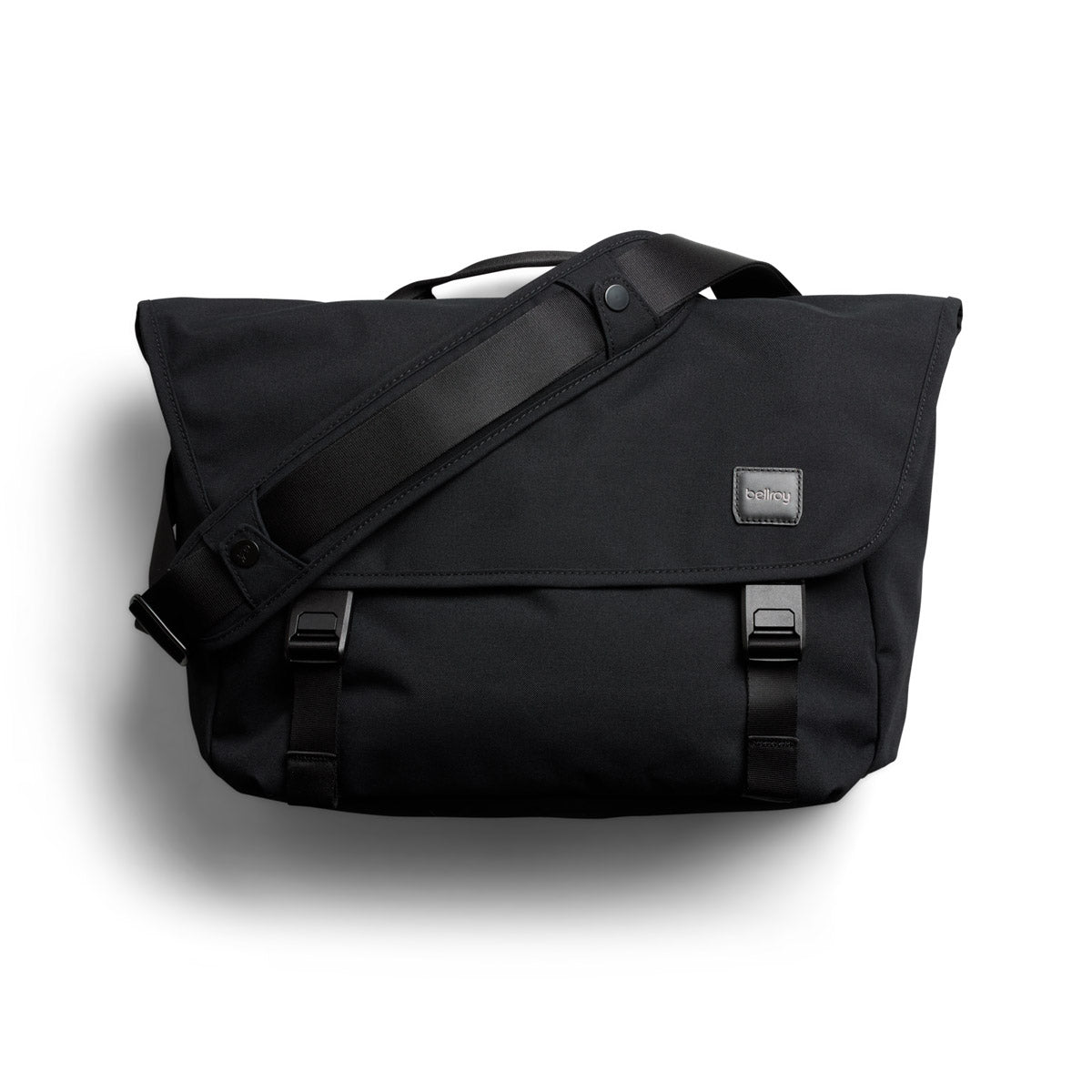 Bellroy Classic Messenger 13L, Black