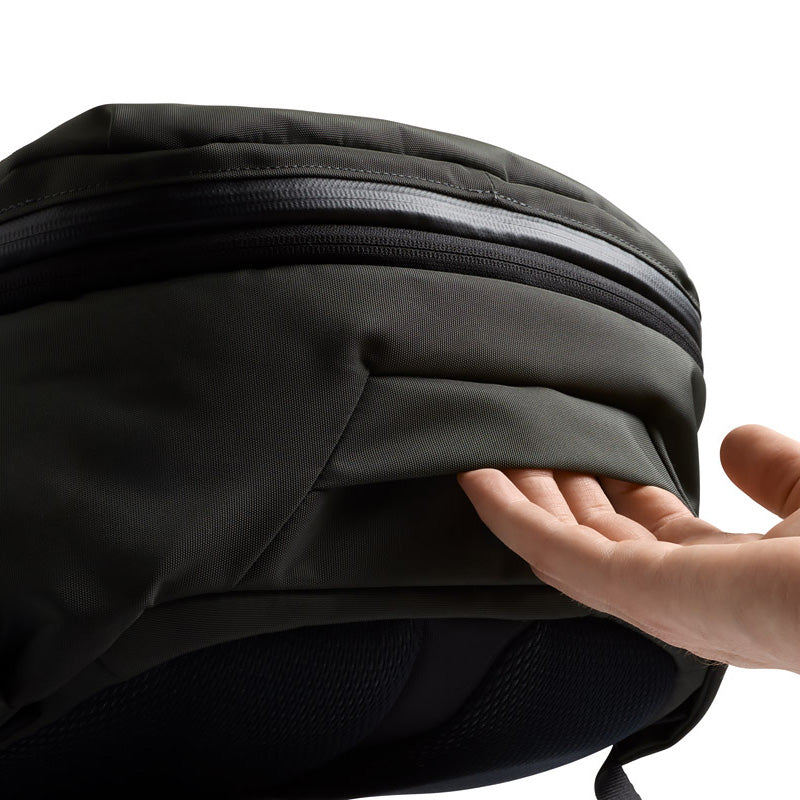Bellroy Transit Travel Pack Pro 30–38L, Olive