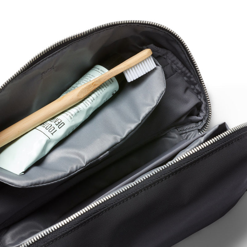 Bellroy Toiletry Kit Plus, Black