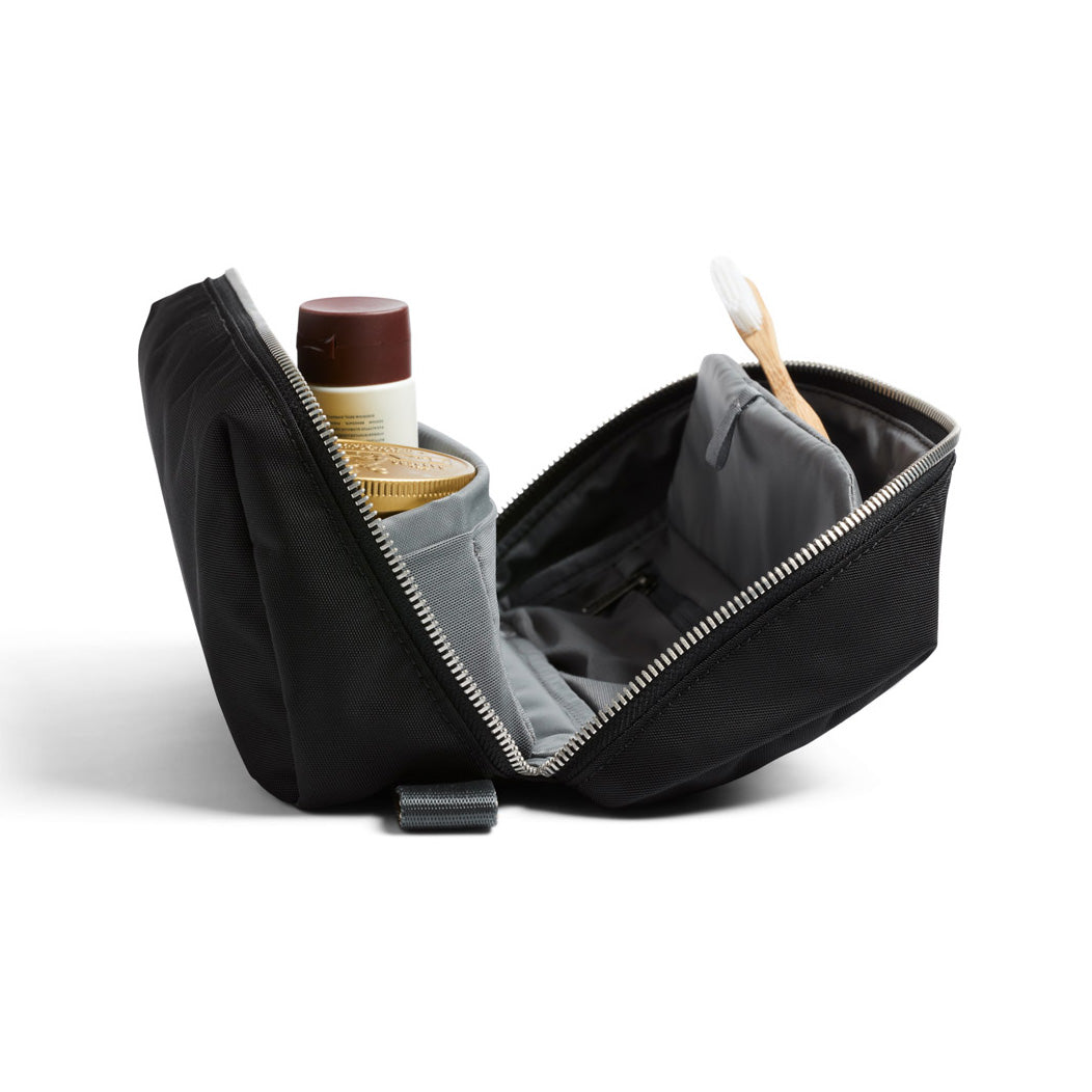 Bellroy Toiletry Kit Plus, Black