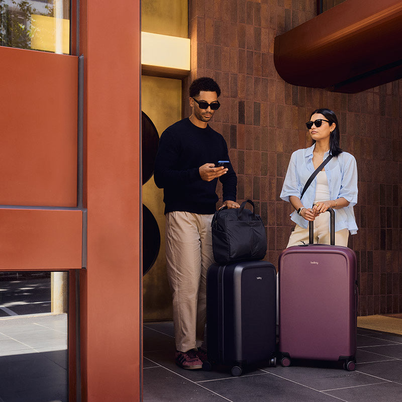 Bellroy Transit Check-In Large, Black