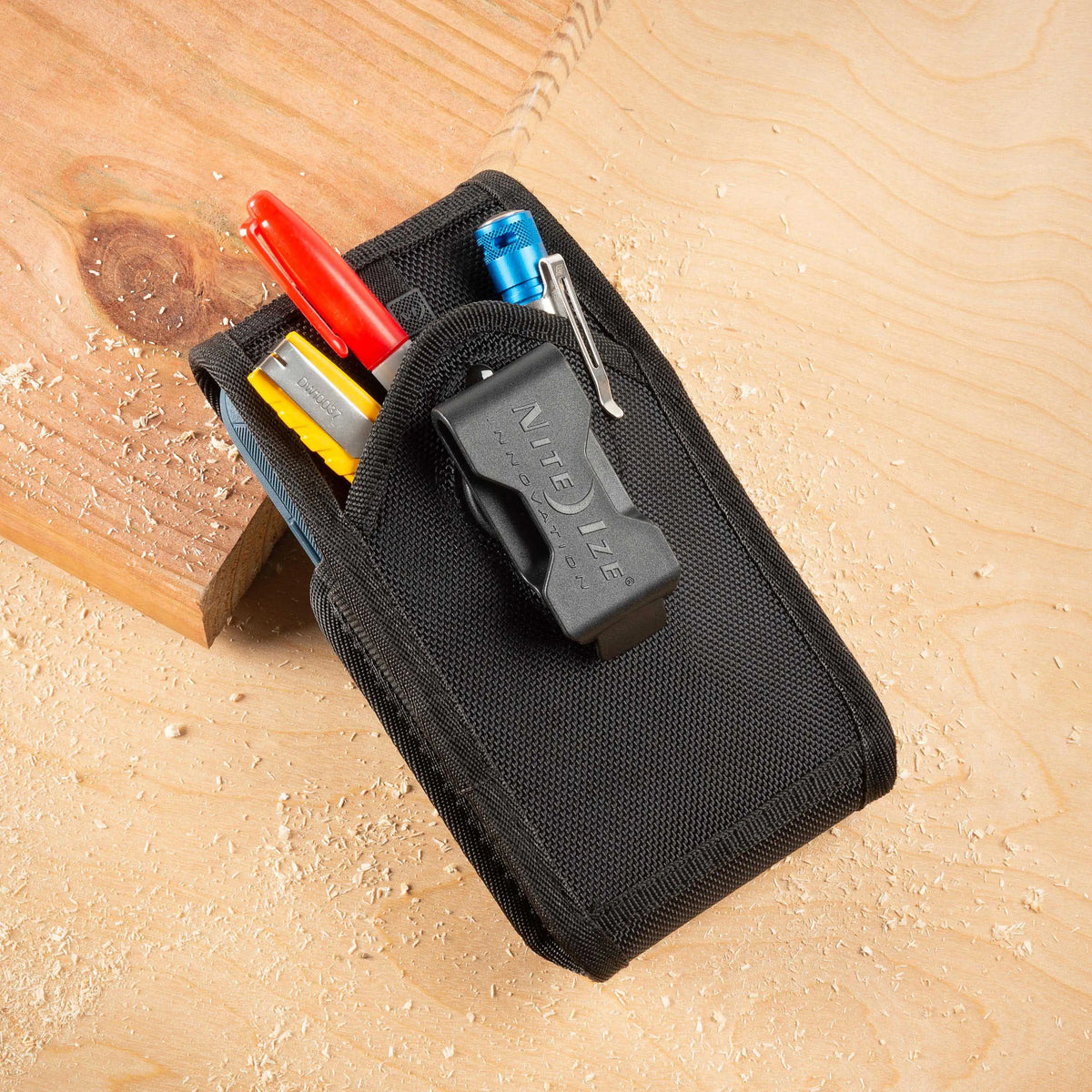 Nite Ize Clip Case Cargo™ Universal Rugged Holsters XL, Black