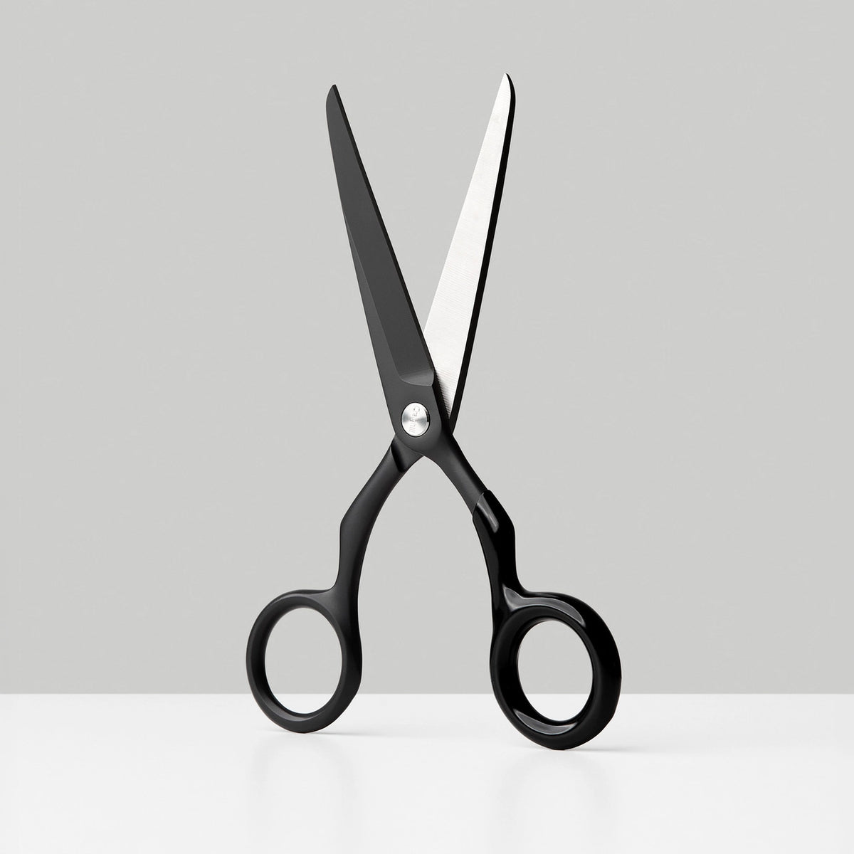 Craighill Spectra Scissors, Charcoal + Black