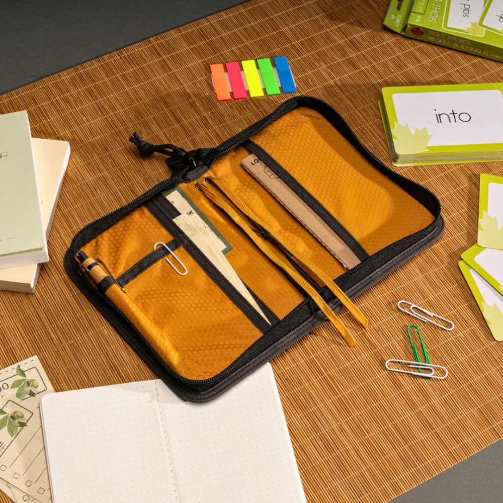 Lochby Field Folio A6, Bumblebee