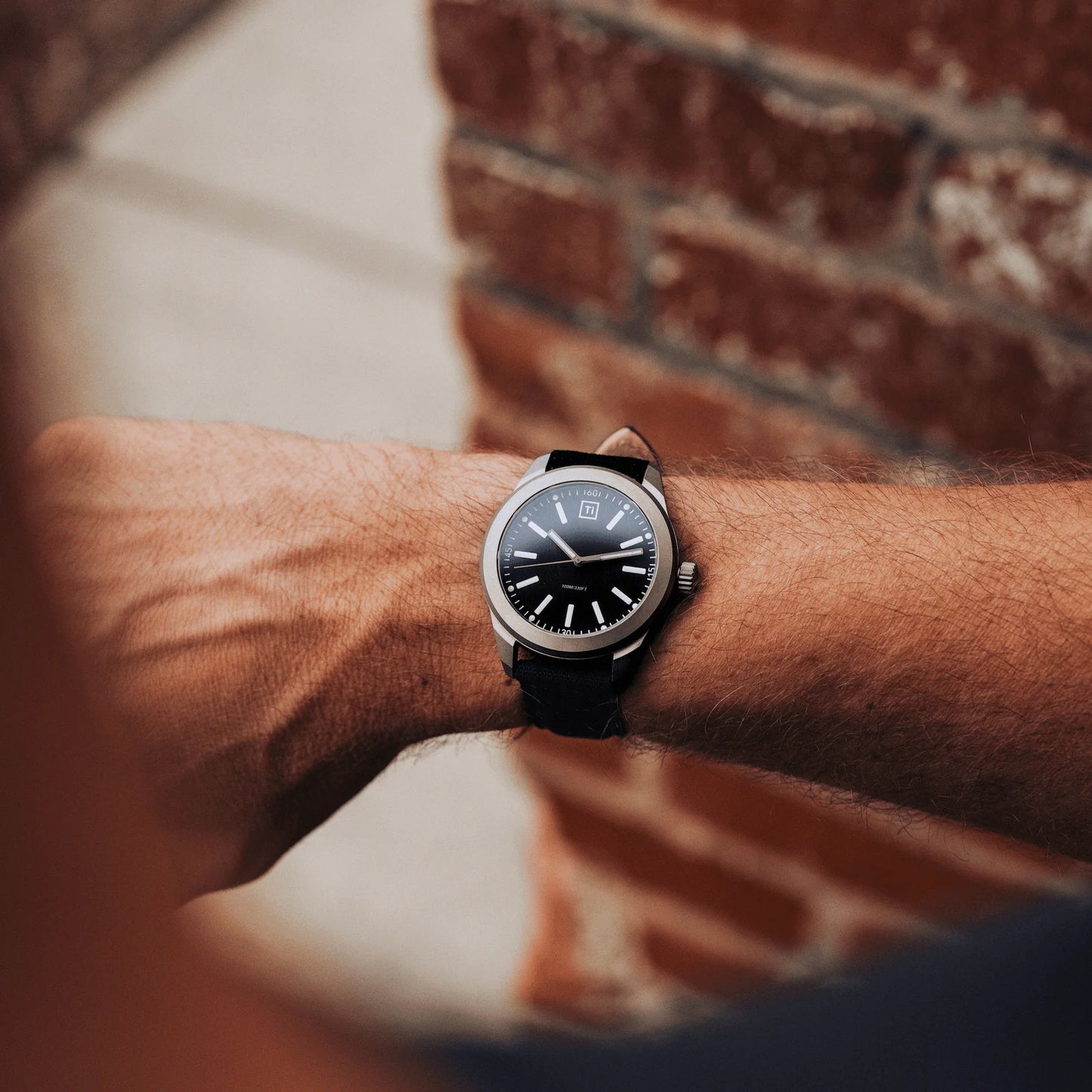 Big i Design Ti Base Line Field Watch, Black Dial