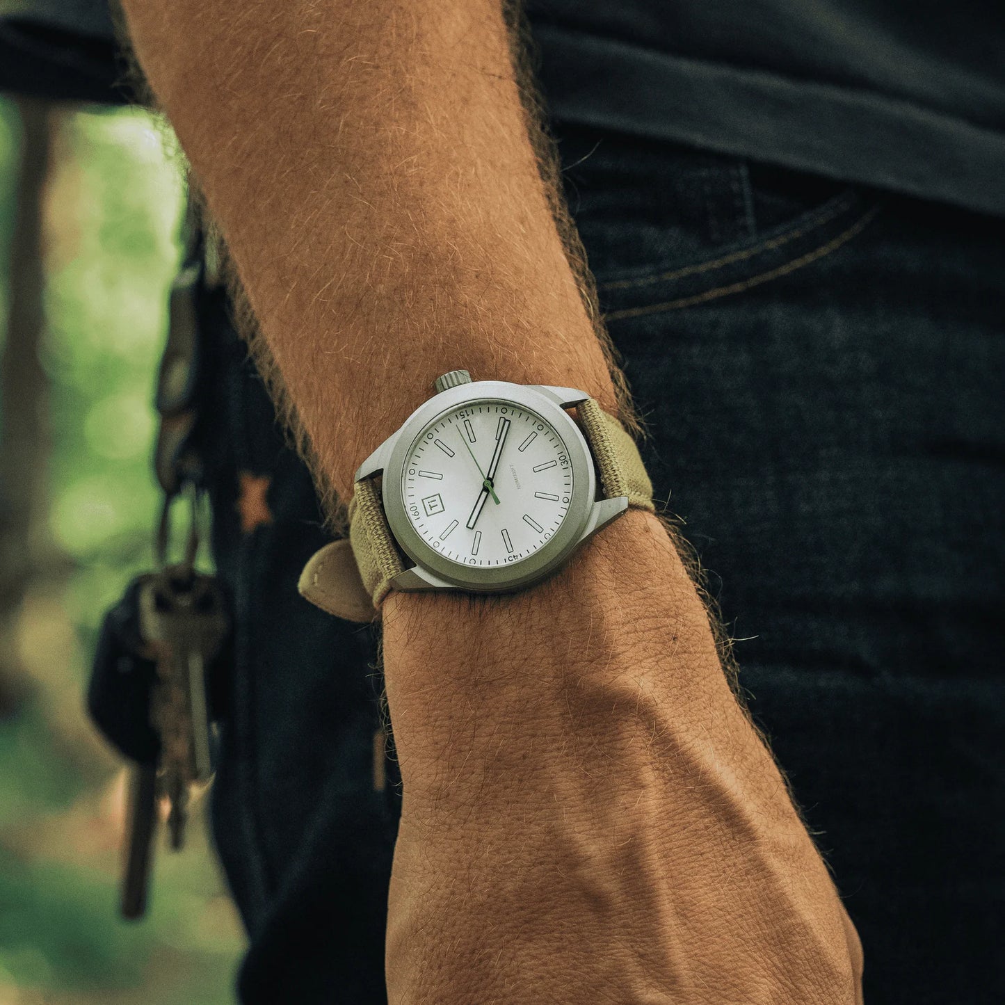 Big i Design Ti Base Line Field Watch, White Dial