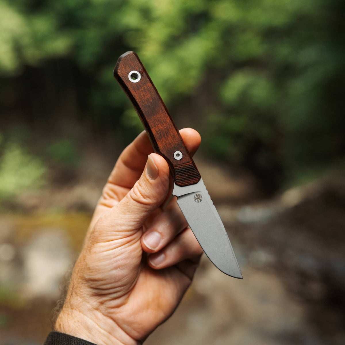 Big i Design USA Cloudland Fixed Blade, Dymalux Walnut