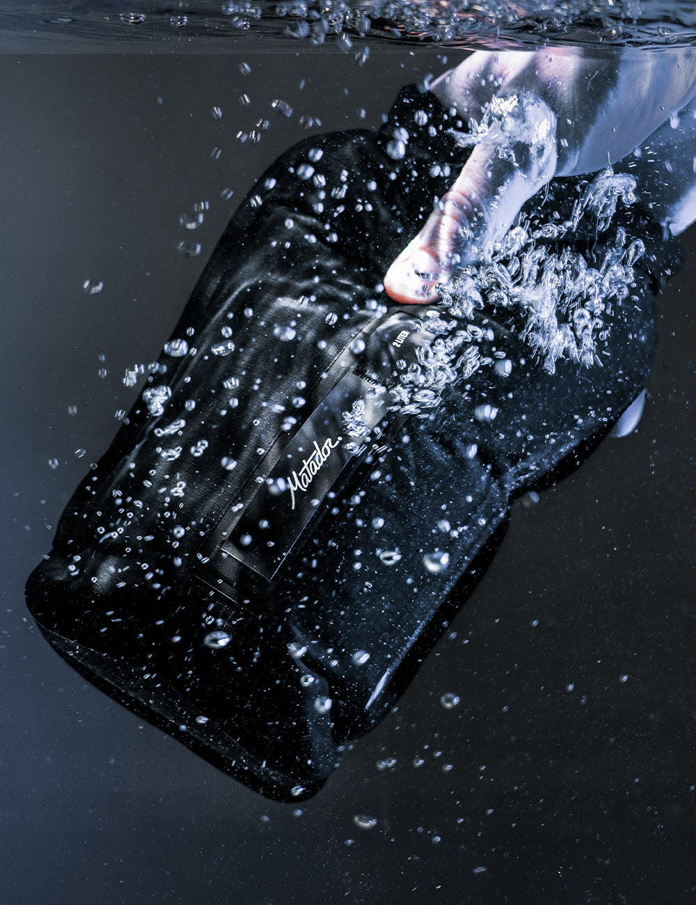 Matador FlatPak Drybag 2L V2, Charcoal, detalj og bruk