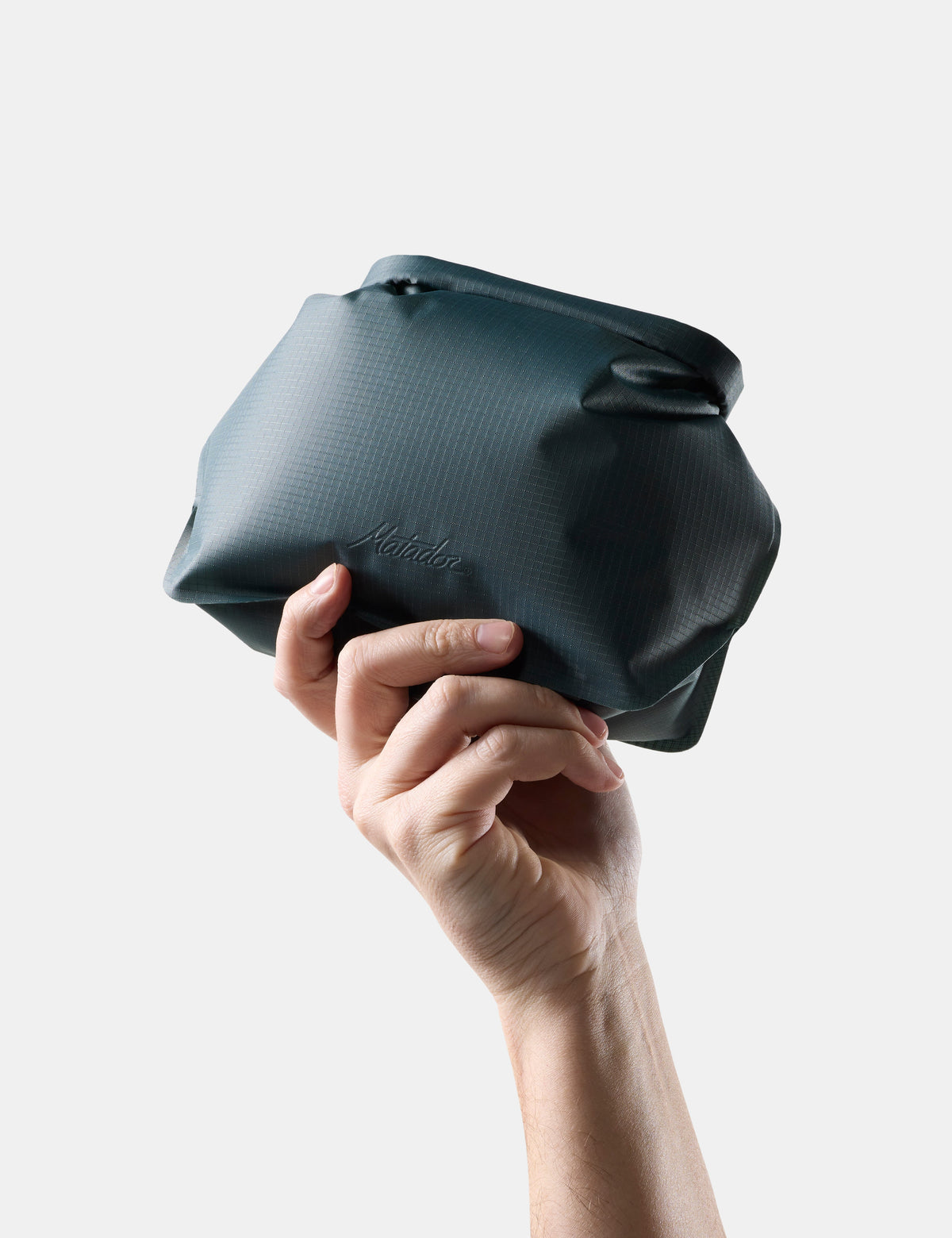 Matador FlatPak Waterproof Toiletry Case V2, Juniper, produkt- og bruksbilde 1